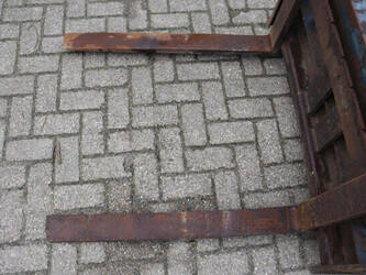 2012-giant-v881t-1436863-46267246