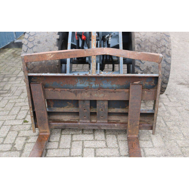 2012 GiANT V881T-46267247