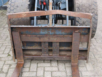 2012-giant-v881t-1436863-46267247