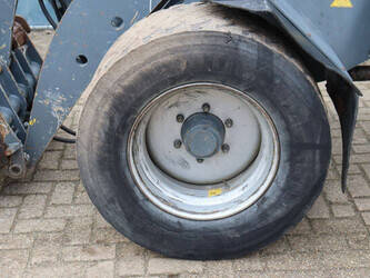 2012-giant-v881t-1436863-46267253