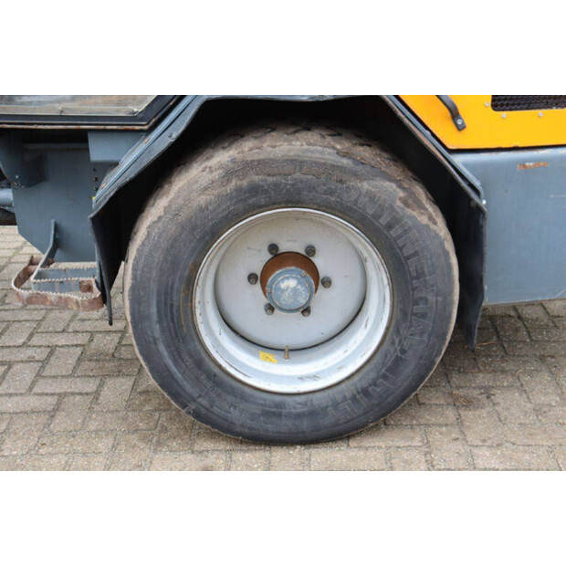 2012 GiANT V881T-46267254