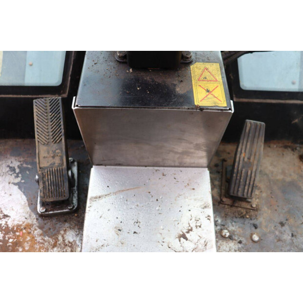 2012 GiANT V881T-46267264