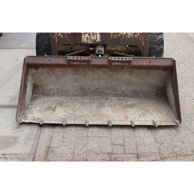 بوبكات 743-46267647