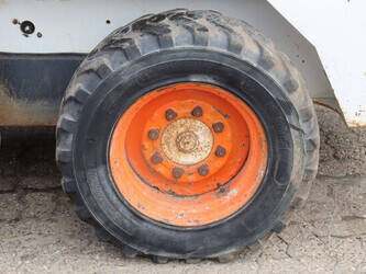 bobcat-743-1436876-46267655