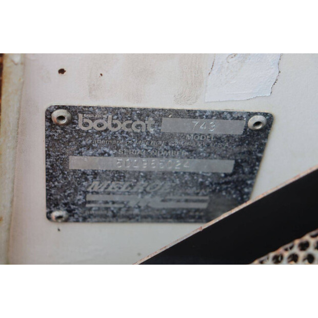 بوبكات 743-46267660