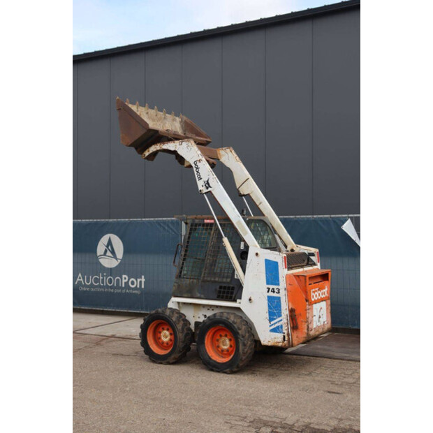 بوبكات 743-46267670