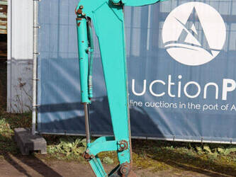 komatsu-pc27r-8-1436895-46268300