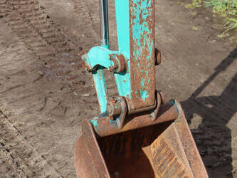 komatsu-pc27r-8-1436895-46268305