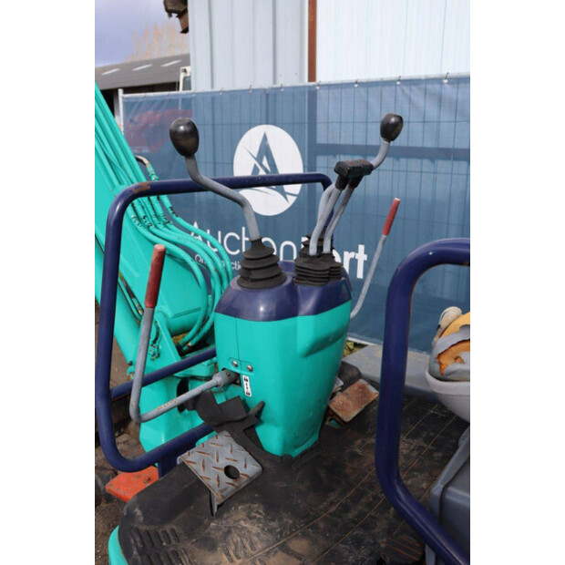 Komatsu PC27R-8-46268318