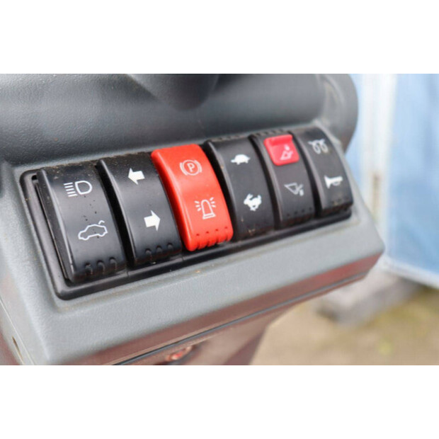 2025 Heracles H160-46268365