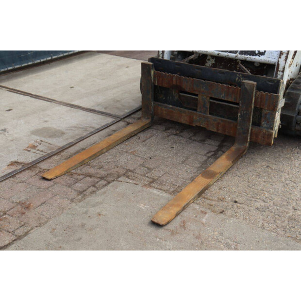 2011 بوبكات T190-46268502