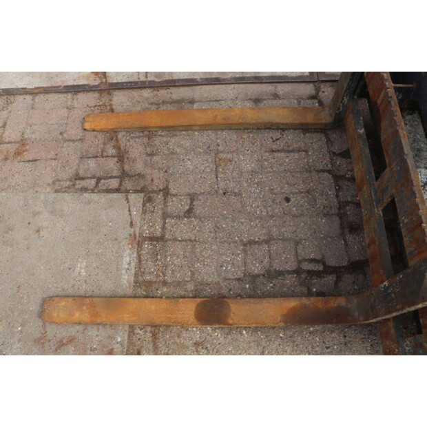 2011 بوبكات T190-46268503