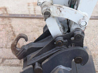 2016-takeuchi-tb210r-1436906-46268634