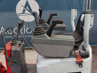 2016-takeuchi-tb210r-1436906-46268646