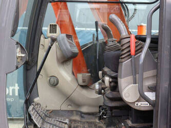 2010-hitachi-zx85us-3-1436907-46268685