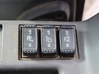 2010-hitachi-zx85us-3-1436907-46268693