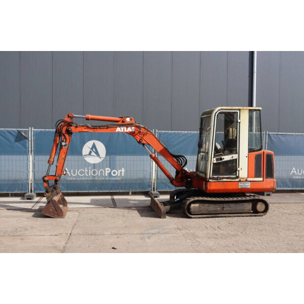 1993 Atlas R804-46268703