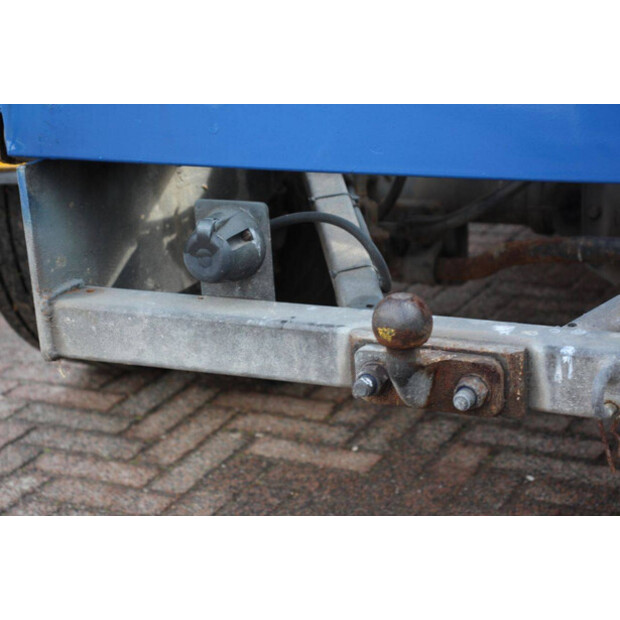 2003 Mercedes-Benz 904.6-46268777