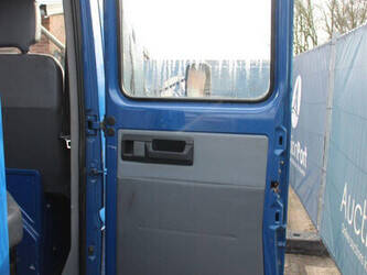 2003-mercedes-benz-904-6-46268782