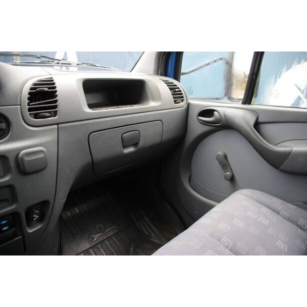 2003 Mercedes-Benz 904.6-46268803