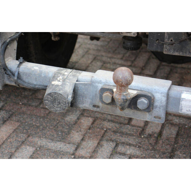 2016 ايفكو Daily 40c17-46268849