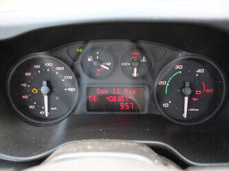 2016-iveco-daily-40c17-1436912-46268862