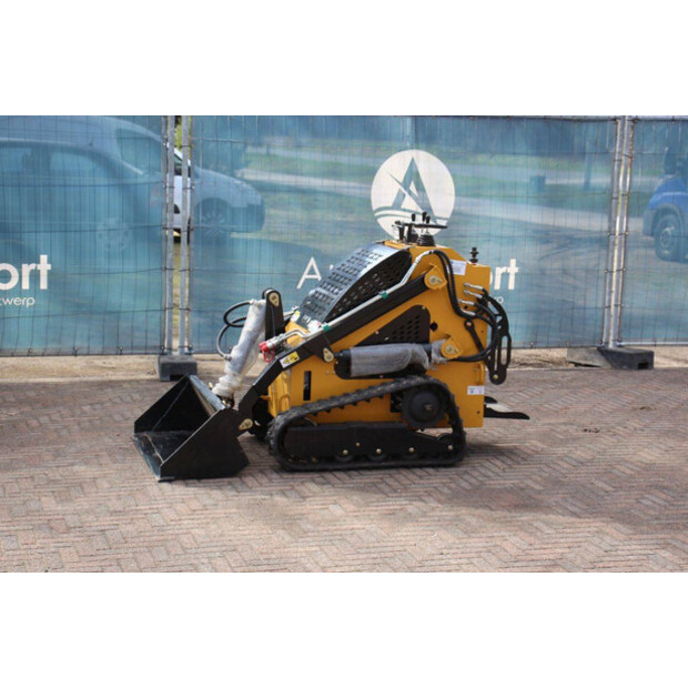 2025 LH T360-46268875