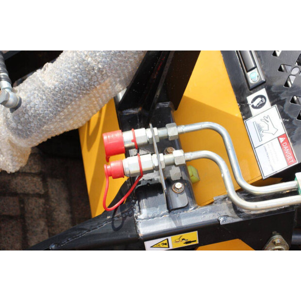 2025 LH T360-46268884