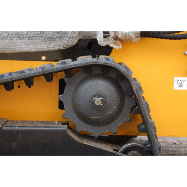 2025 LH T360-46268886