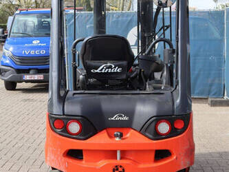 2017-linde-e25r-01-46268993
