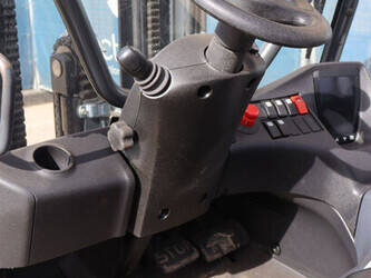 2017-linde-e25r-01-46269010