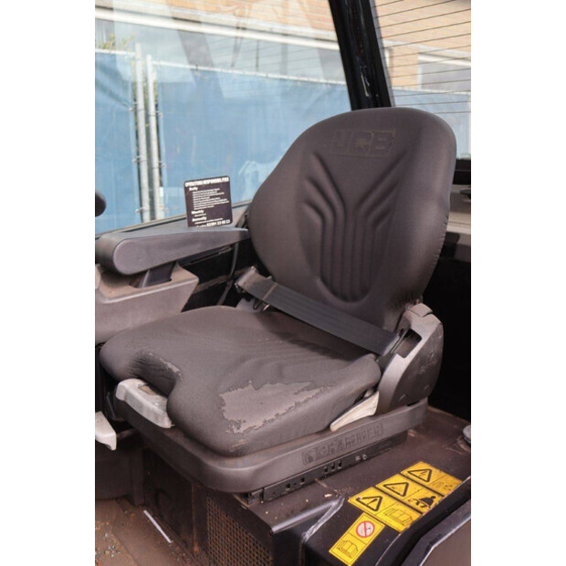 2021 جيه سي بي 30-19E-46269044