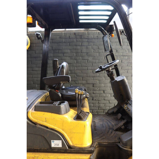 2013 Hyundai 30L-7A-46269067