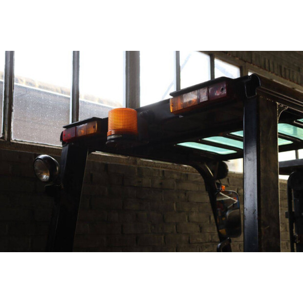 2013 Hyundai 30L-7A-46269075