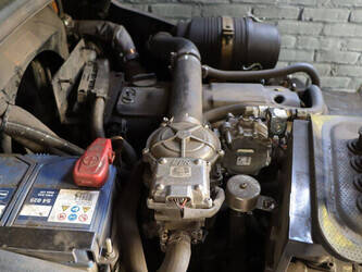 2013-hyundai-30l-7a-46269077