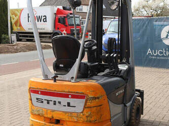 2010-still-rx50-15-1436920-46269083