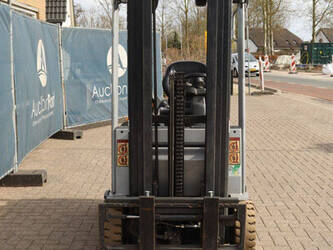 2010-still-rx50-15-1436920-46269085