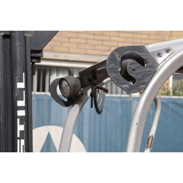 2010 Still RX50-15-46269090