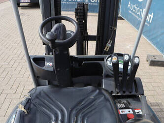 2010-still-rx50-15-1436920-46269095