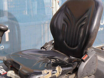 2010-still-rx50-15-1436920-46269097