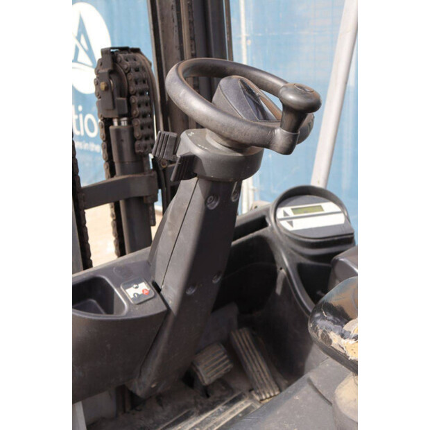 2010 Still RX50-15-46269098