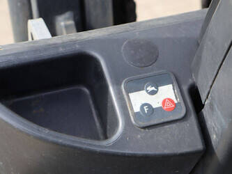 2010-still-rx50-15-1436920-46269100