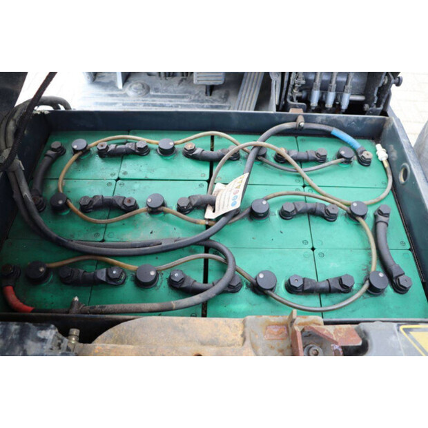 2010 Still RX50-15-46269107