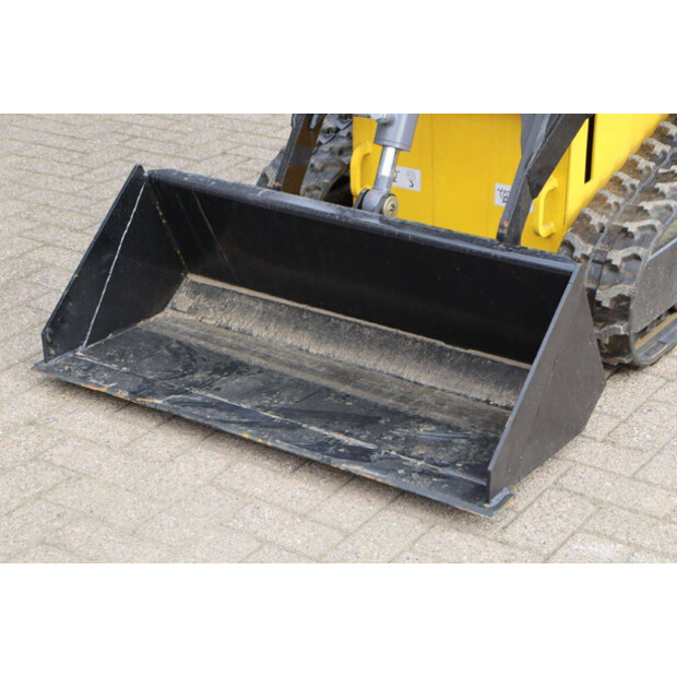 2025 LH T360-46269214