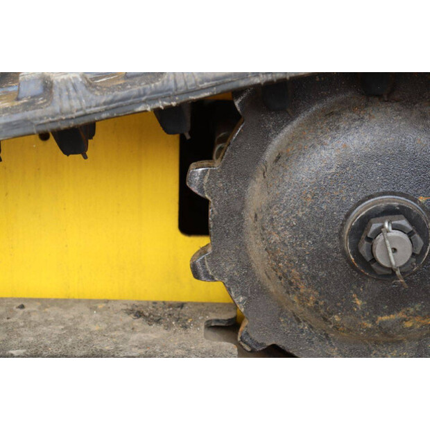 2025 LH T360-46269218