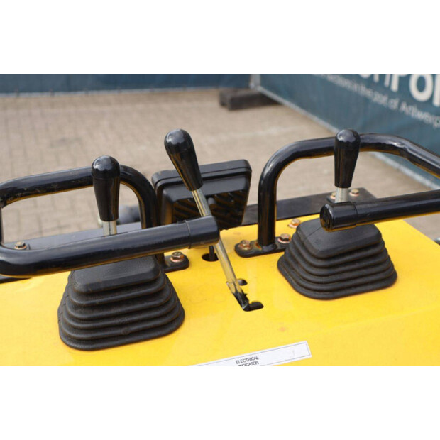 2025 LH T360-46269222