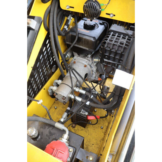 2025 LH T360-46269227