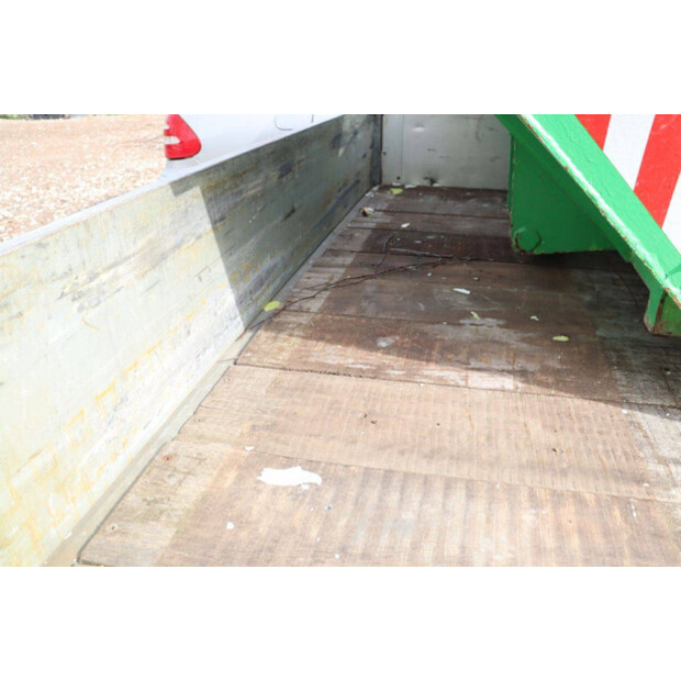 2011 Hulco R2-46269252