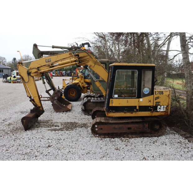 Caterpillar E70B-46269549