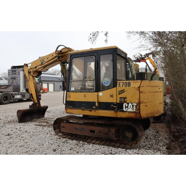 Caterpillar E70B-46269550
